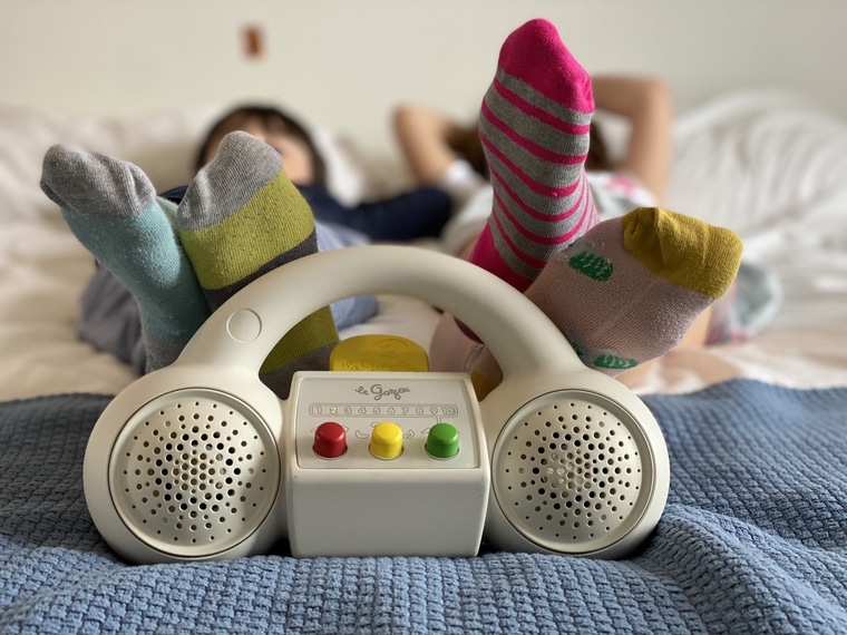 Le gazou - poste audio intuitif, ludique destiné à être utilisé par l’enfant en toute autonomie.